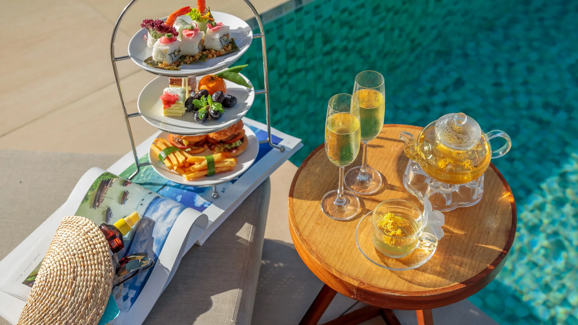 Apero am Pool
